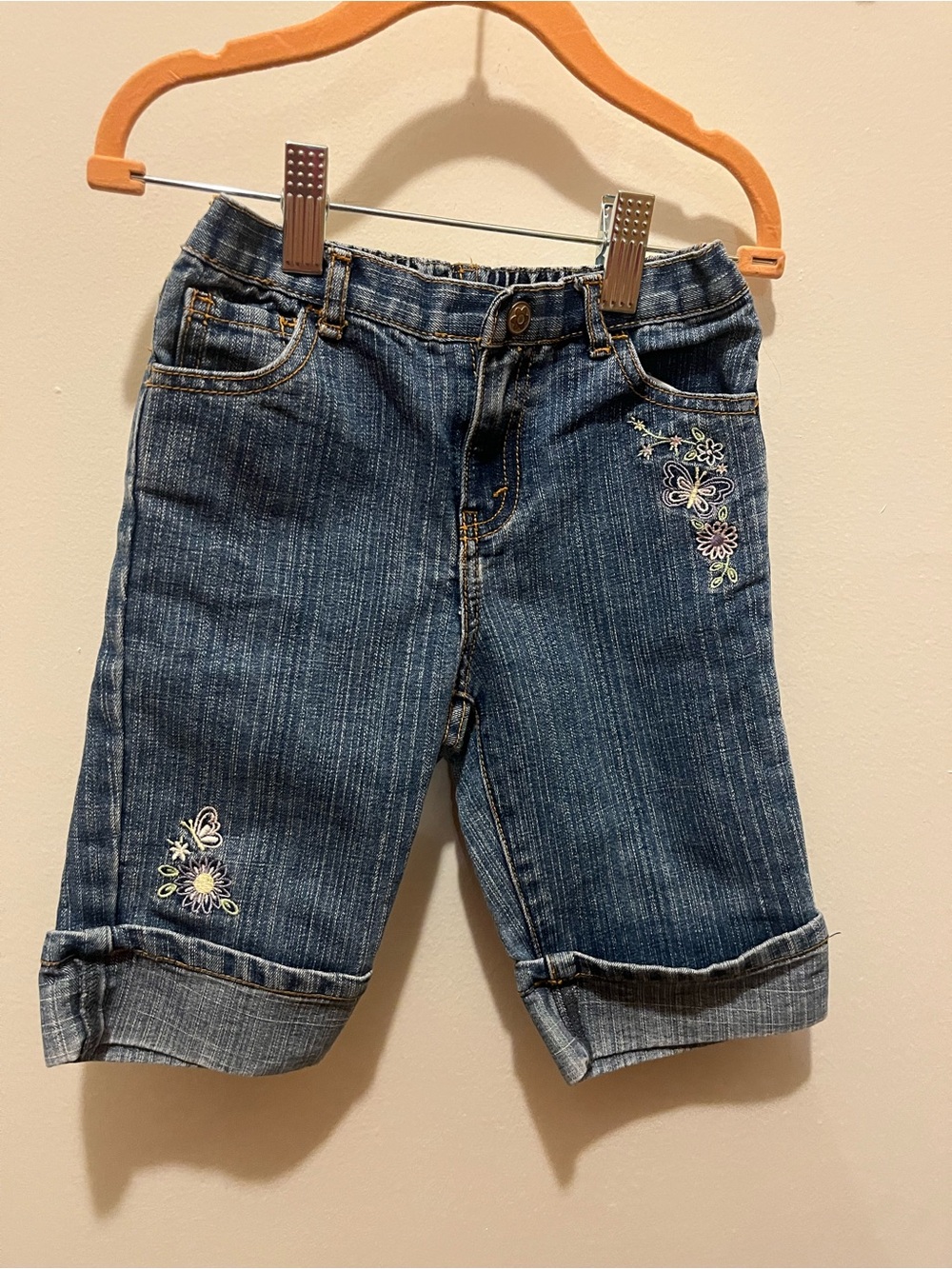 Girls Vintage Capris with Floral Embroidery